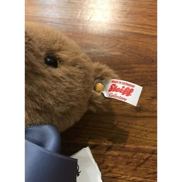 Steiff Collector Bear - Picture 3 of 5